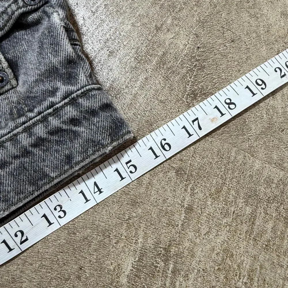 Vintage 90’s Made in USA Levi’s 505 Jeans